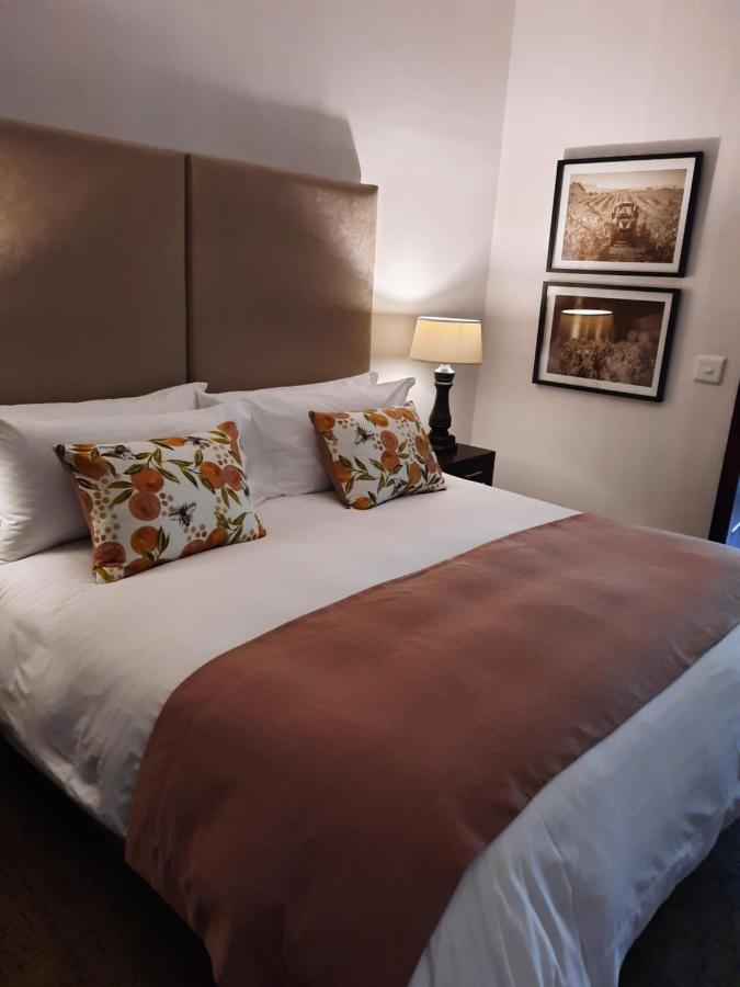 Meerendal Boutique Hotel ダーバンヴィル エクステリア 写真