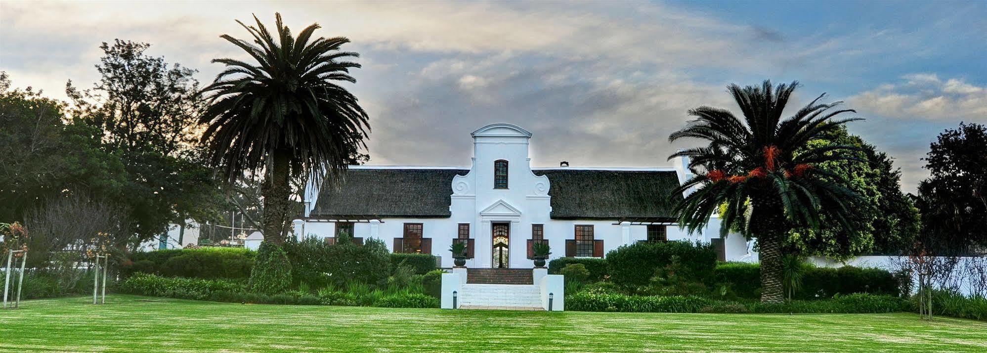 Meerendal Boutique Hotel ダーバンヴィル エクステリア 写真